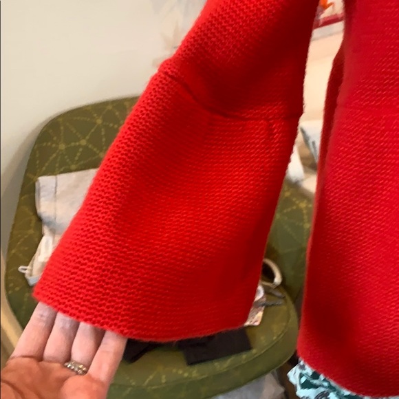 Red jacket - Picture 4 of 5